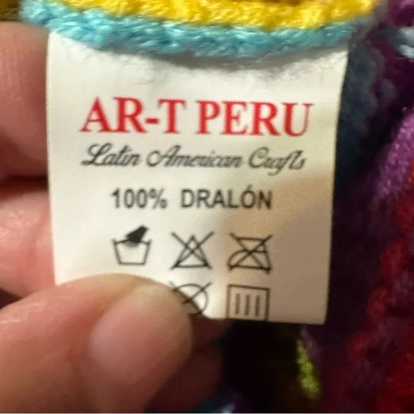 AR-T Peru Folk Art Hooded Sweater for Children - Picture 5 of 6